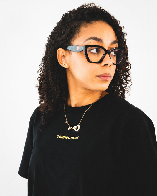T-shirt noir avec logo jaune